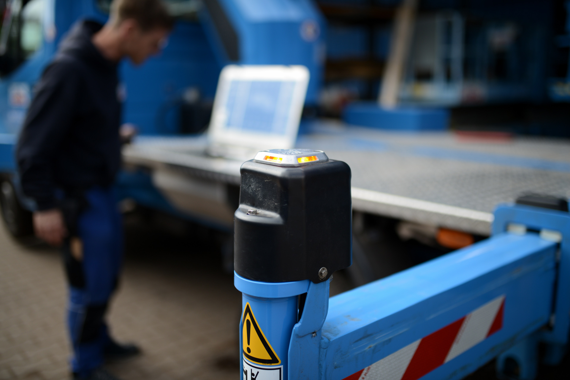 Hubsteiger mieten Arbeitsbühne in Buchholz